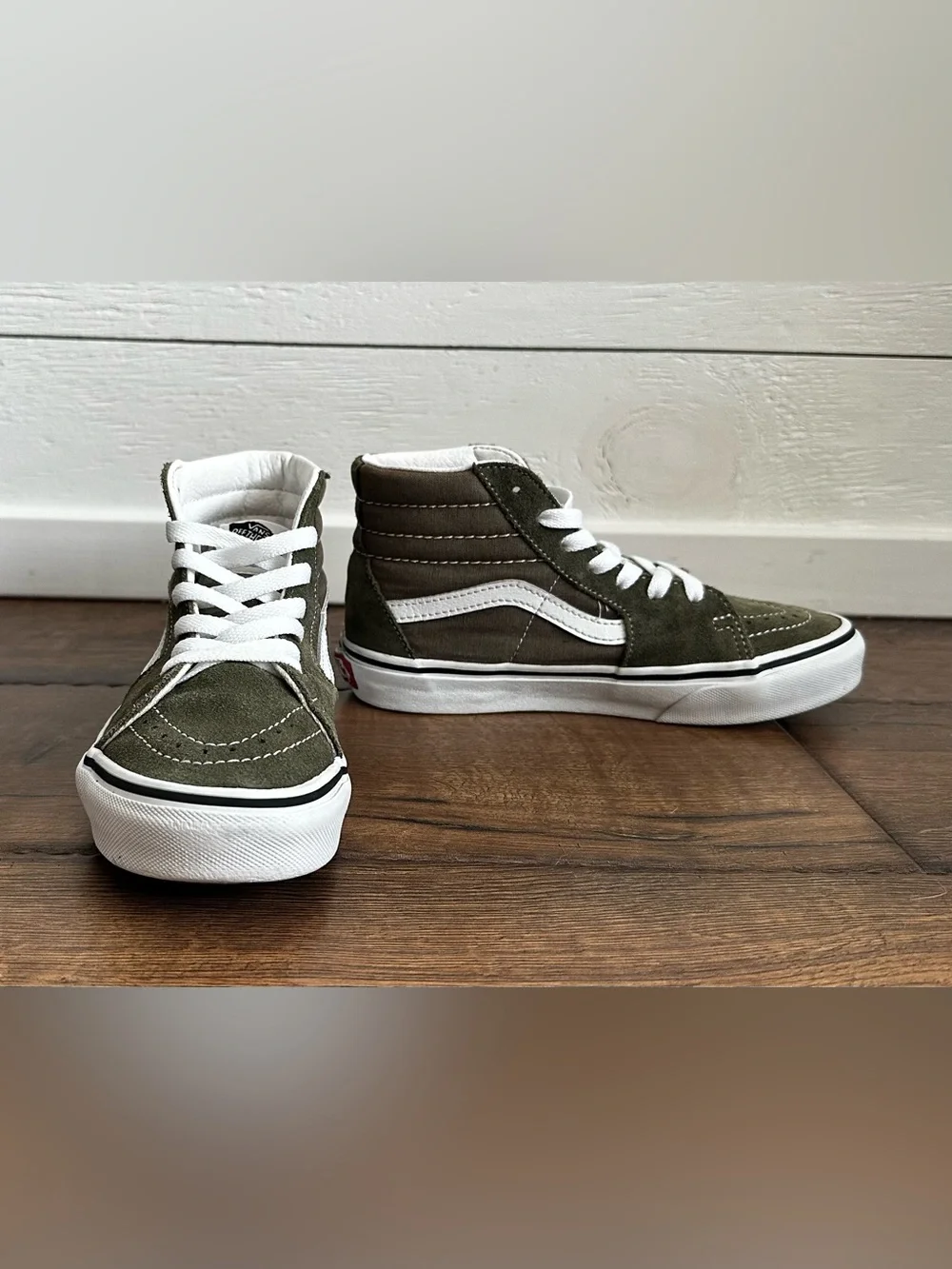 Vans Sk8-Hi Olive Green Suede High Top Sneakers Kids Size 2 EUC